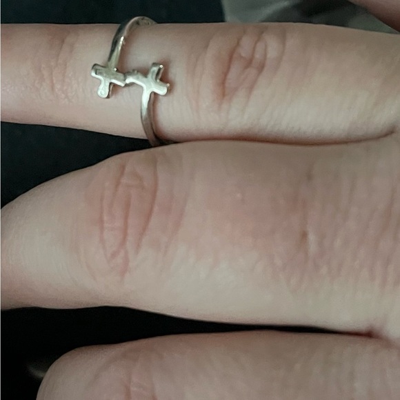 NIB DOUBLE CROSS RING - Picture 4 of 4